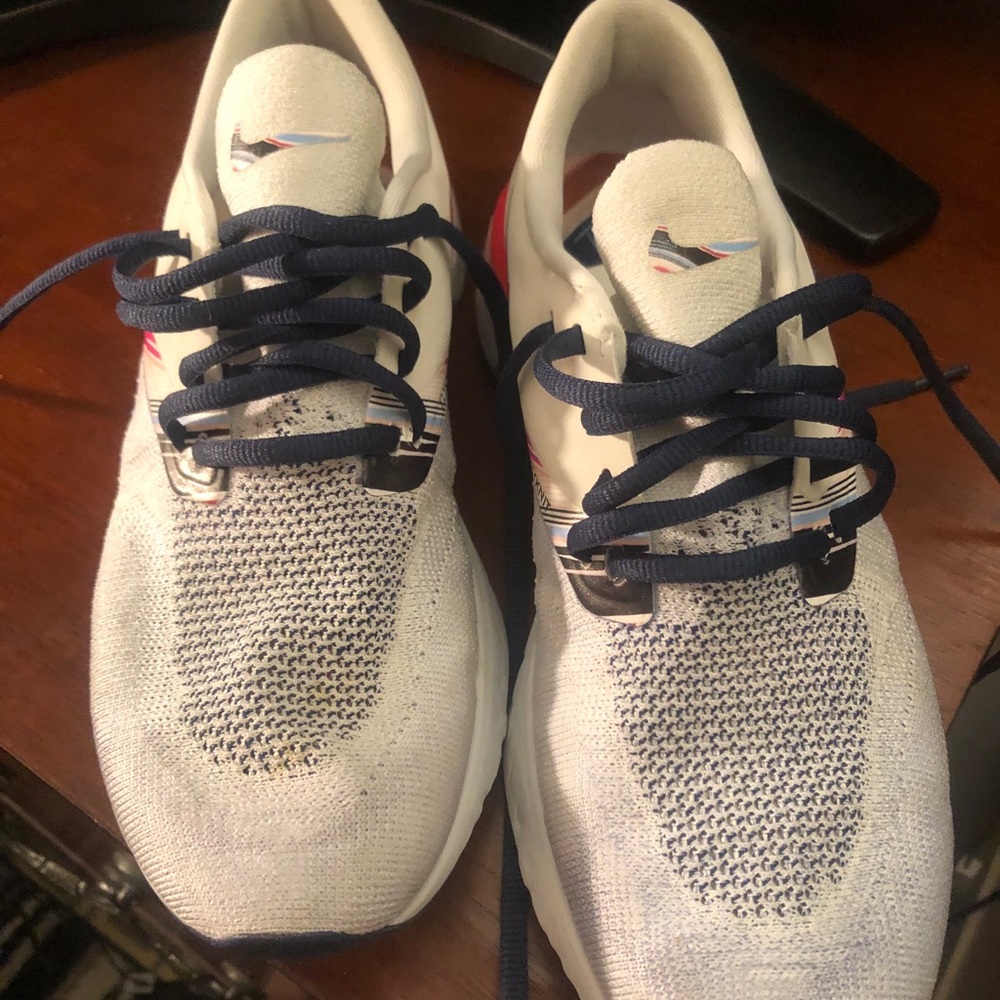 Nike React Shoes - image 4